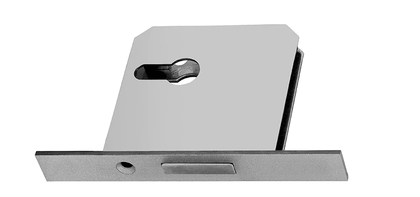 Fix A Deadbolt Door Lock in Cypress, California